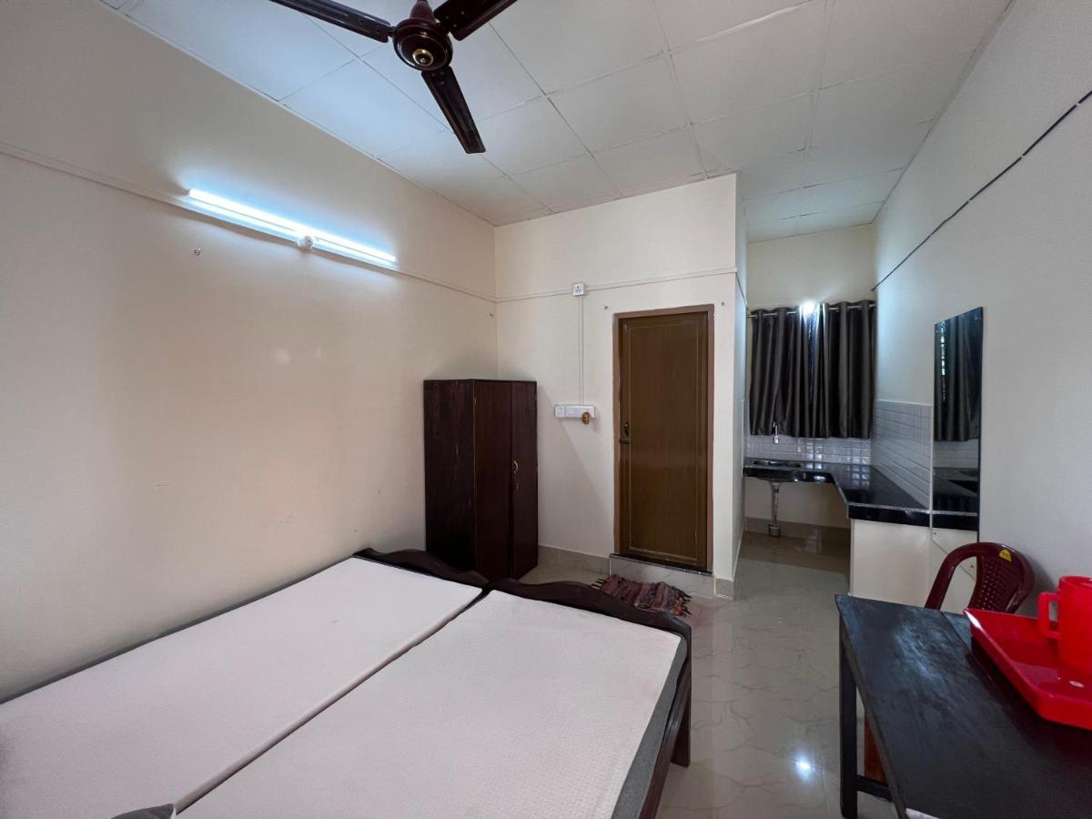 Atithya Lodge Gauháti Kültér fotó